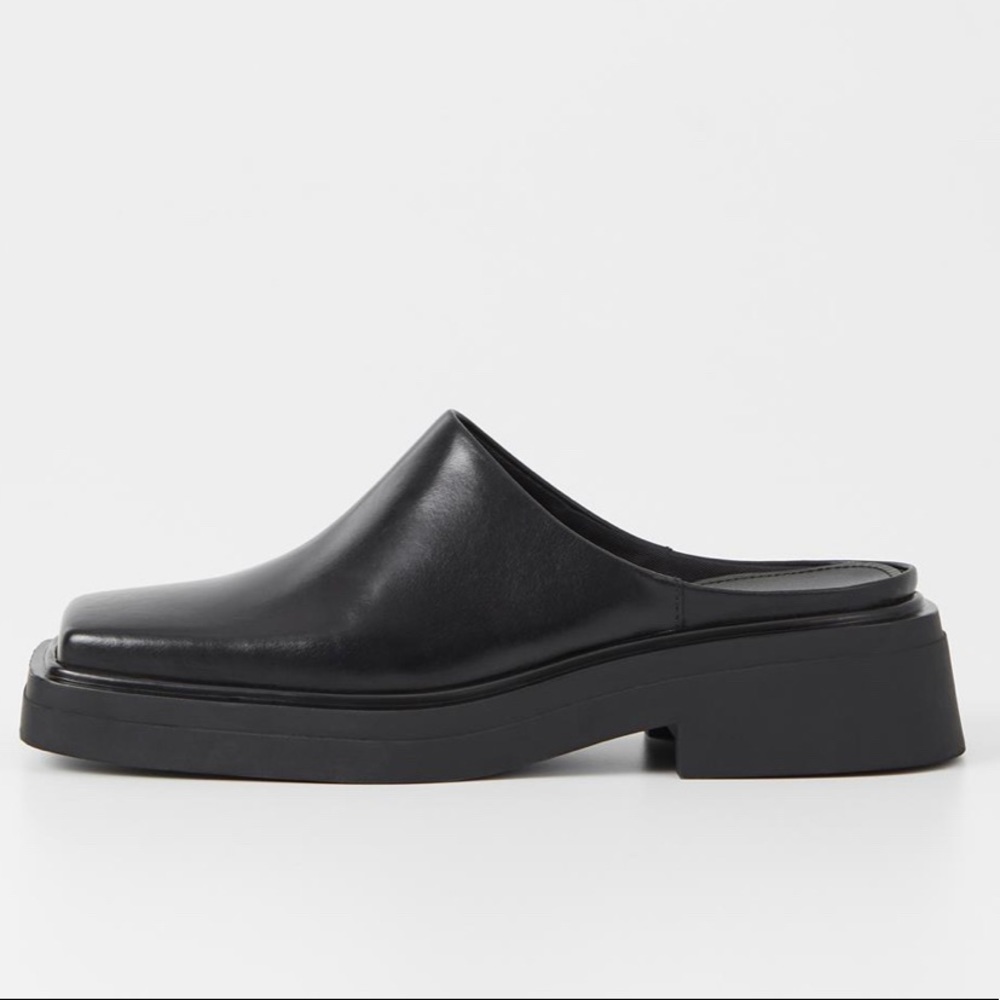 Vagabond Eyra Mules - Size 40